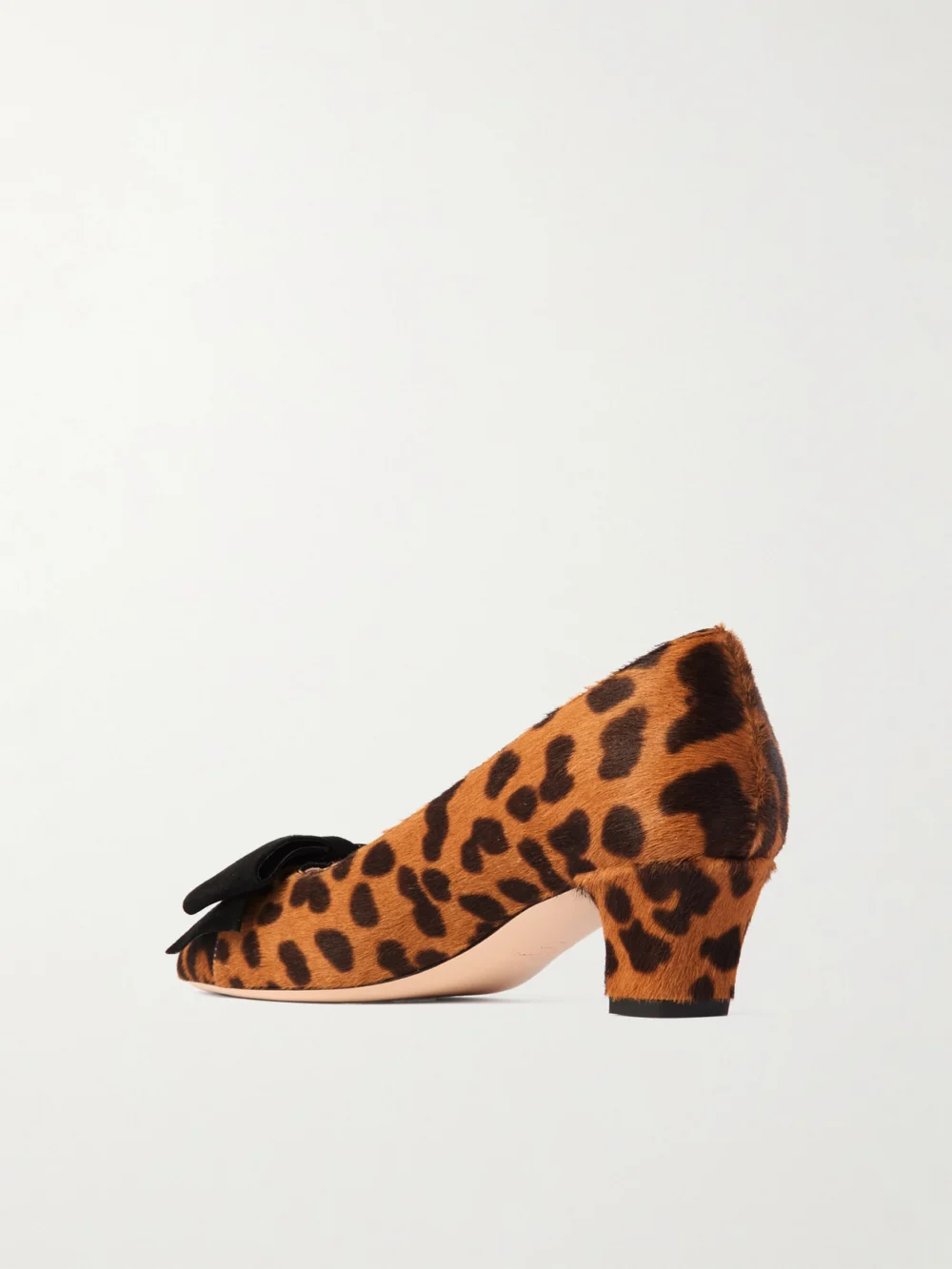 Back view of the Valentino Garavani Bowow 25 Suede-trimmed Leopard-print Calf Hair Pumps