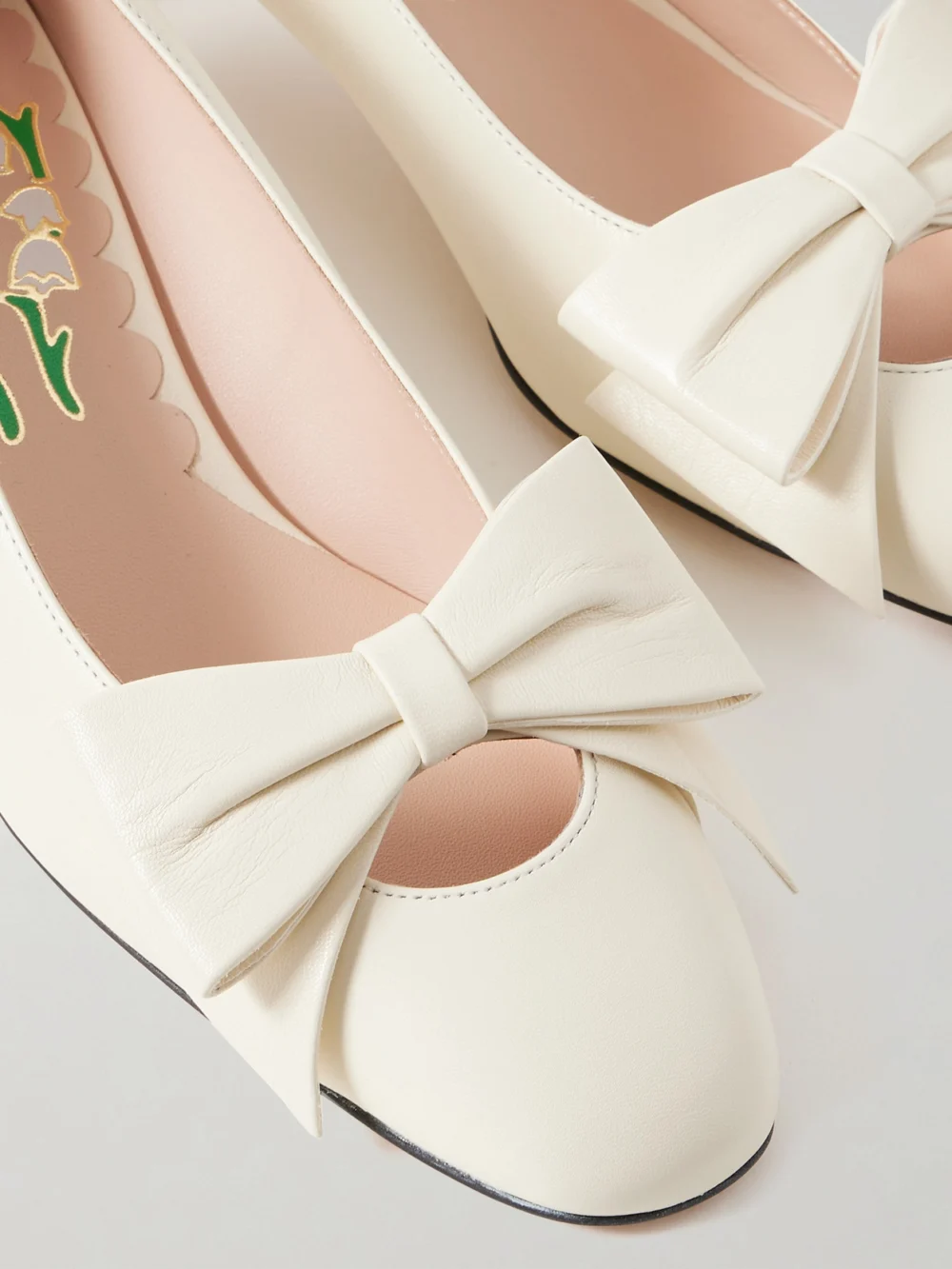 Close-up detail of the Valentino Garavani Bowow 45 Bow-embellished Leather Pumps