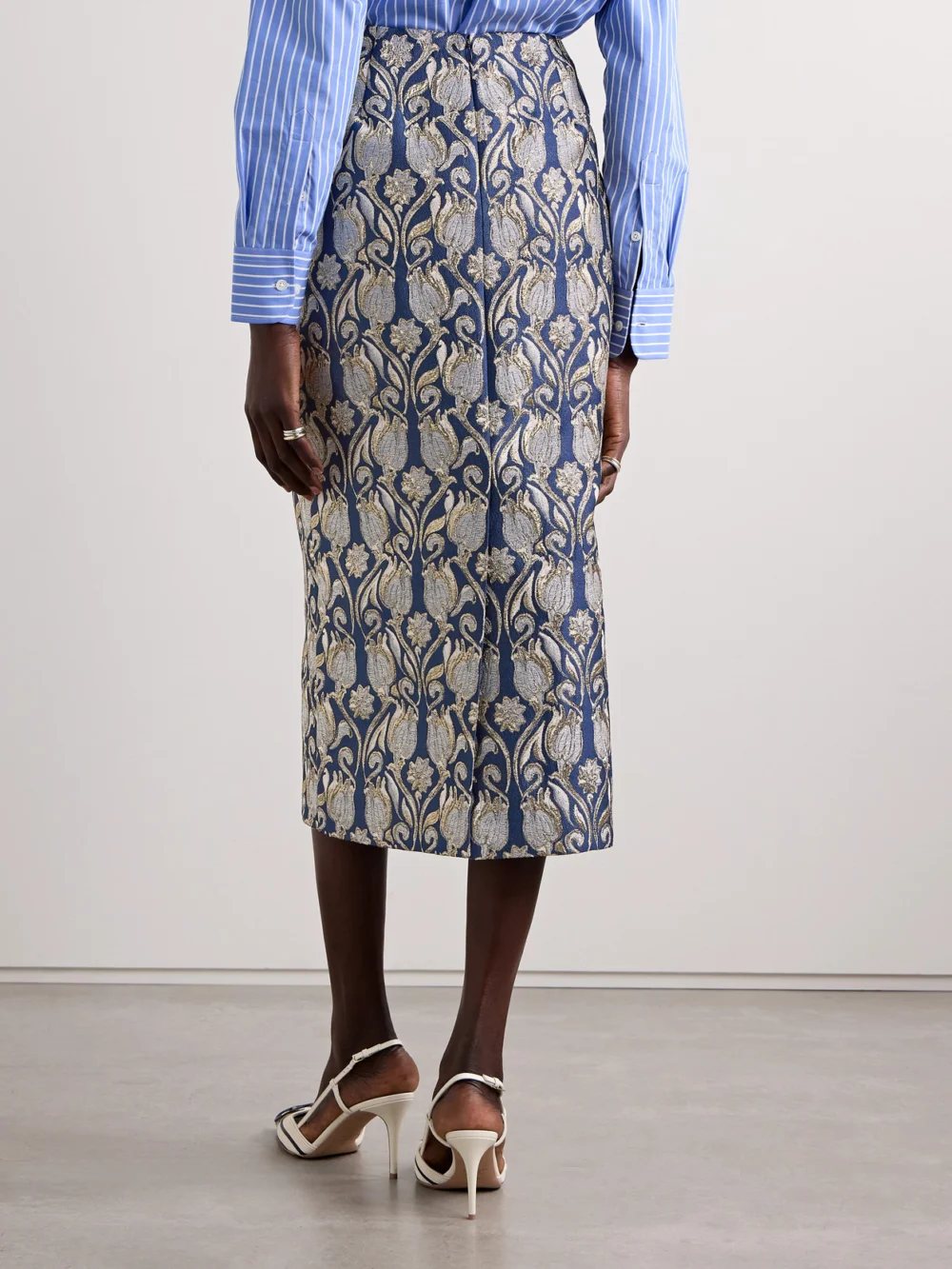 Back view of the Valentino Garavani Metallic Floral-brocade Midi Skirt