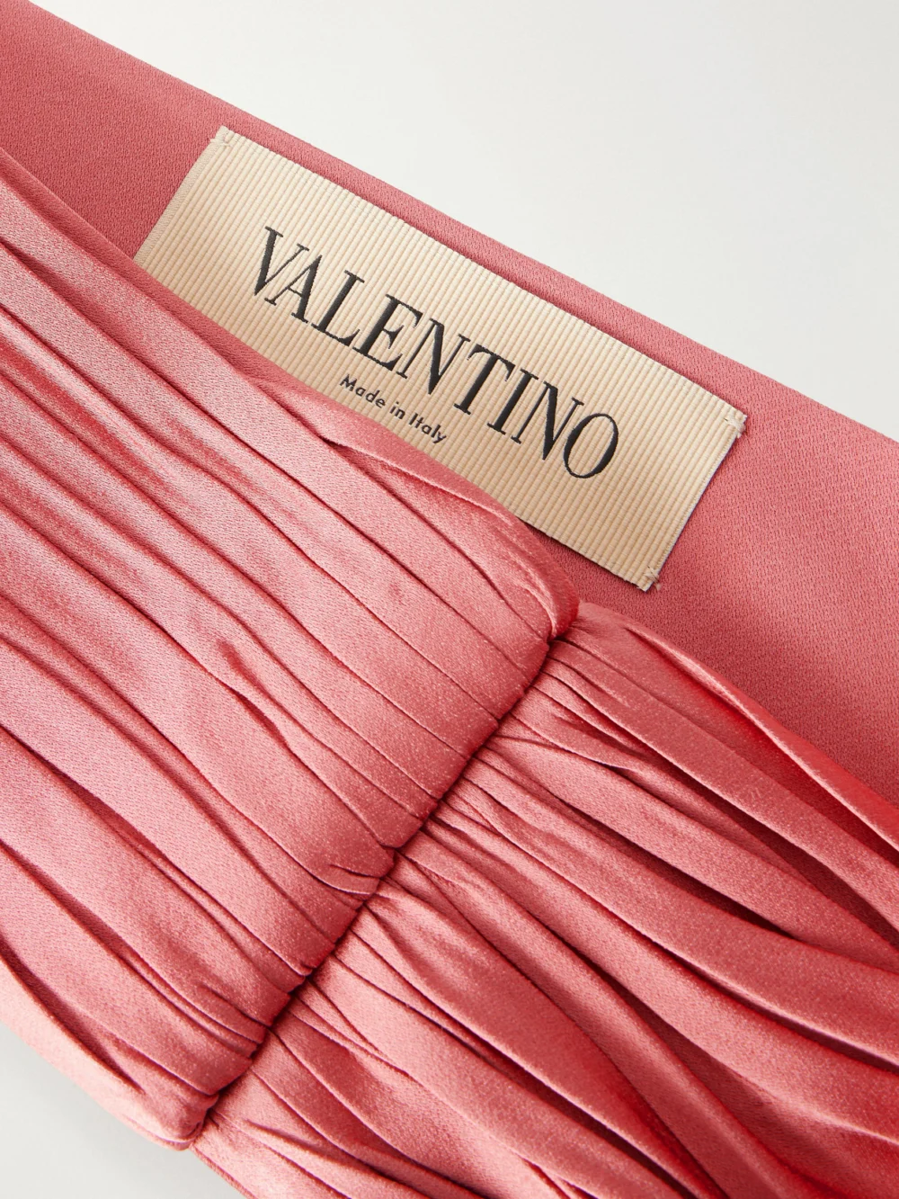 Close-up detail of the Valentino Garavani Plissé Satin Belt