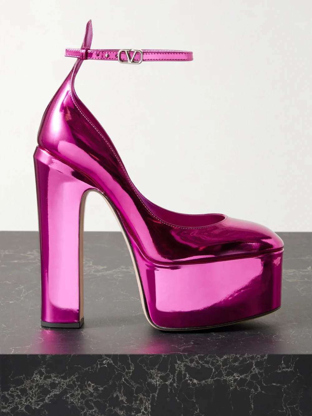 Valentino Garavani Tan-go 155 Metallic Patent-leather Pumps in violet