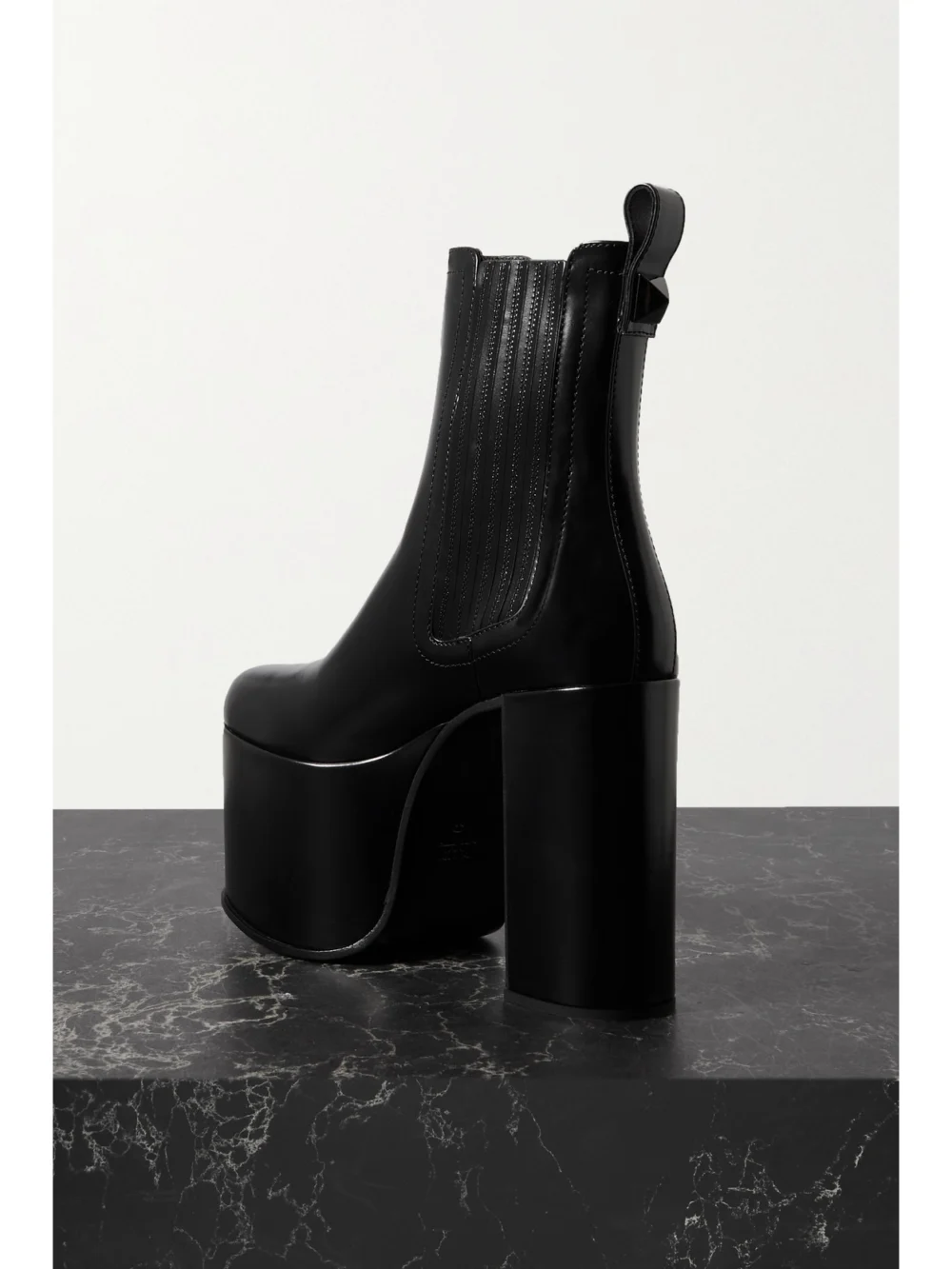 Back view of the Valentino Garavani Valentino Garavani Club Beatle 125 Leather Platform Ankle Boots