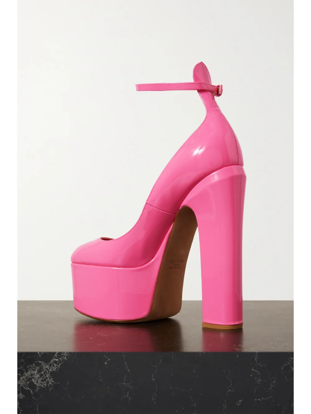 Back view of the Valentino Garavani Valentino Garavani Tan-go 155 Patent-leather Platform Pumps