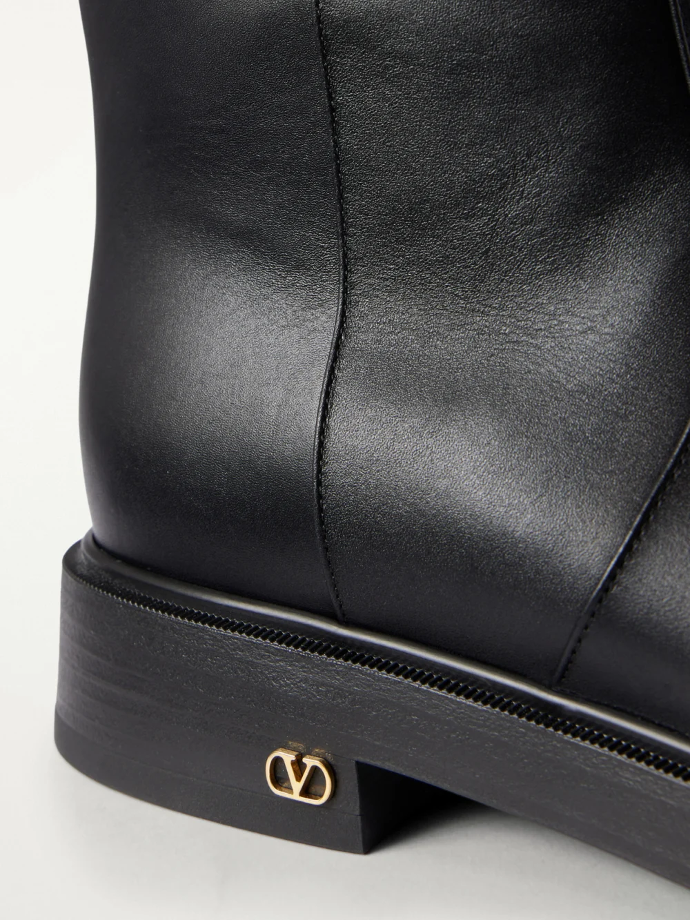 Close-up detail of the Valentino Garavani Zimmy 35 Leather Knee Boots