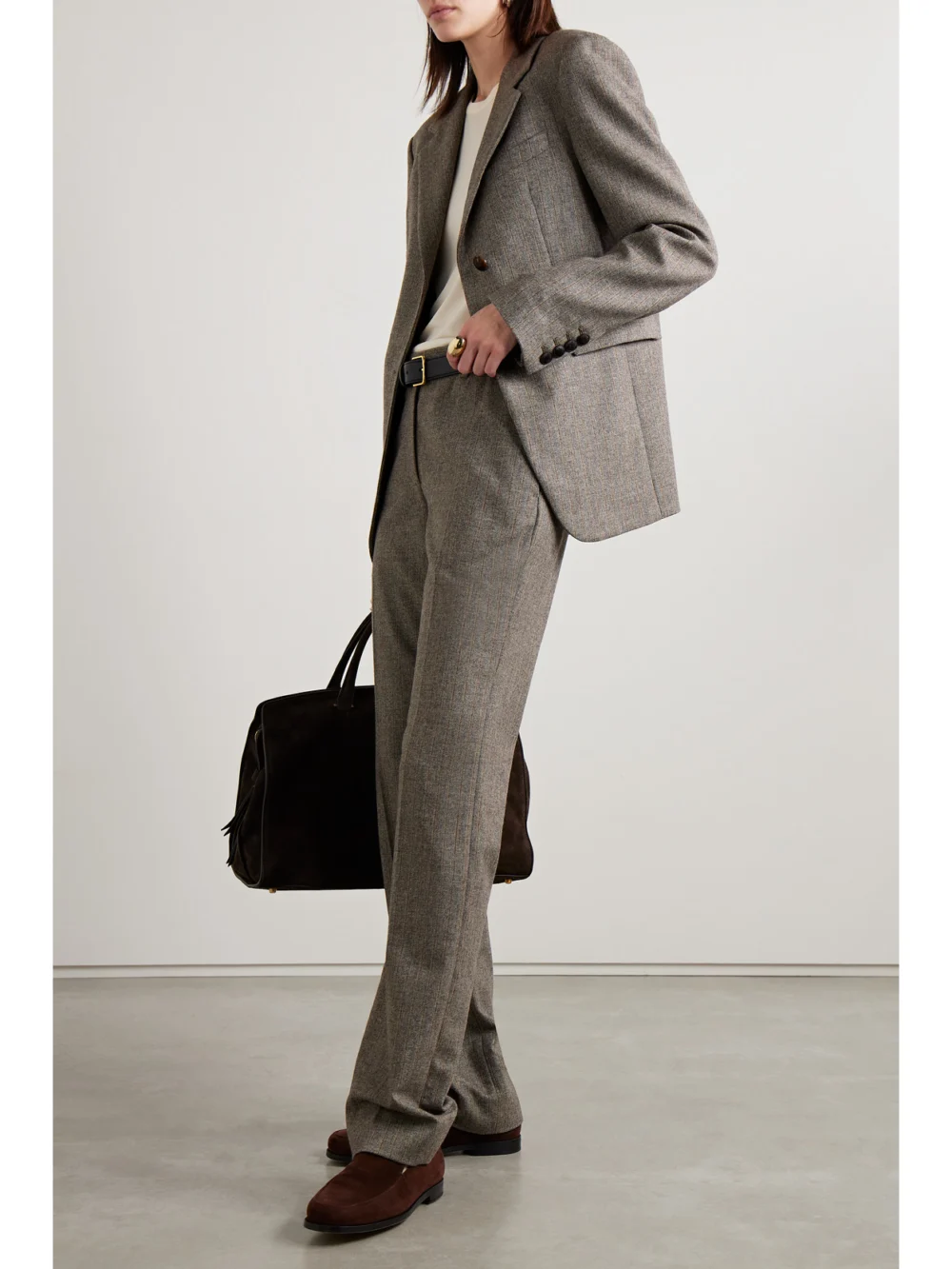 Veronica de Piante Enrico Herringbone Pinstriped Wool and Cashmere-blend Blazer, worn by a model