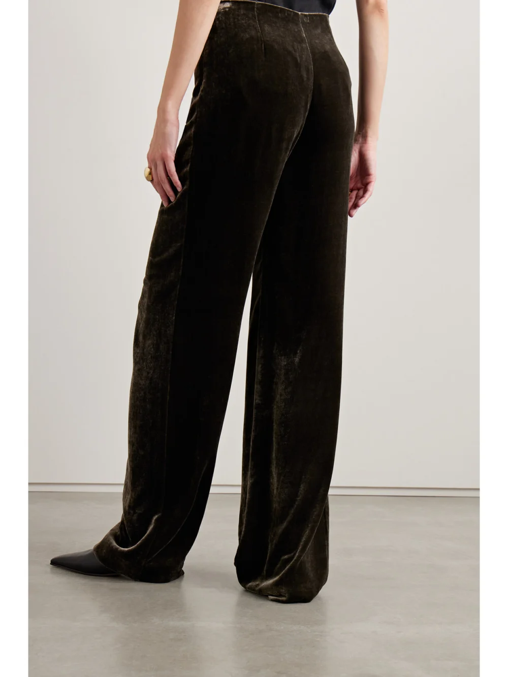 Back view of the Veronica de Piante Lexi Velvet Wide-leg Pants