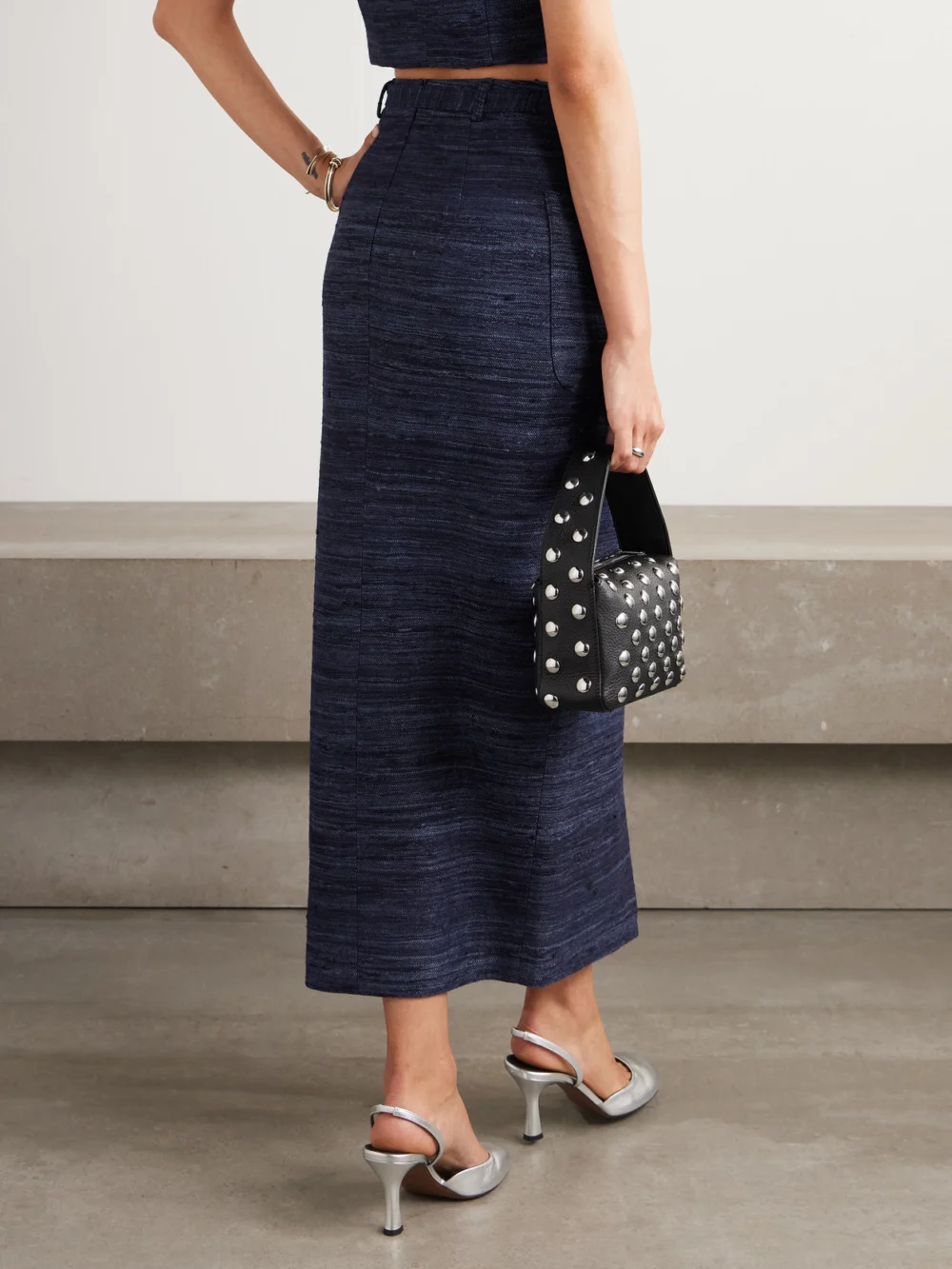 Back view of the Violante Nessi Corot Belted Silk-tweed Midi Skirt