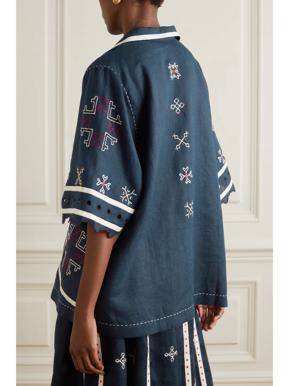 Back view of the Vita Kin Greta Broderie Anglaise-trimmed Embroidered Linen Blouse