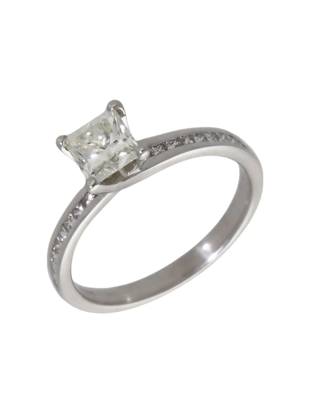 William May 18ct Gold 0.93ct Diamond Solitaire & Shoulders Ring
