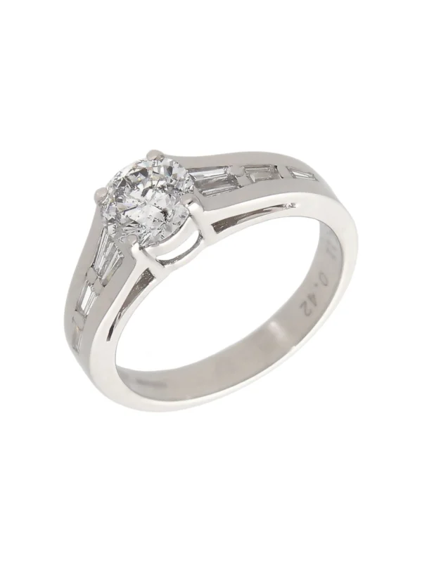 William May 18ct Gold 1.53ct Diamond Solitaire & Shoulders Ring