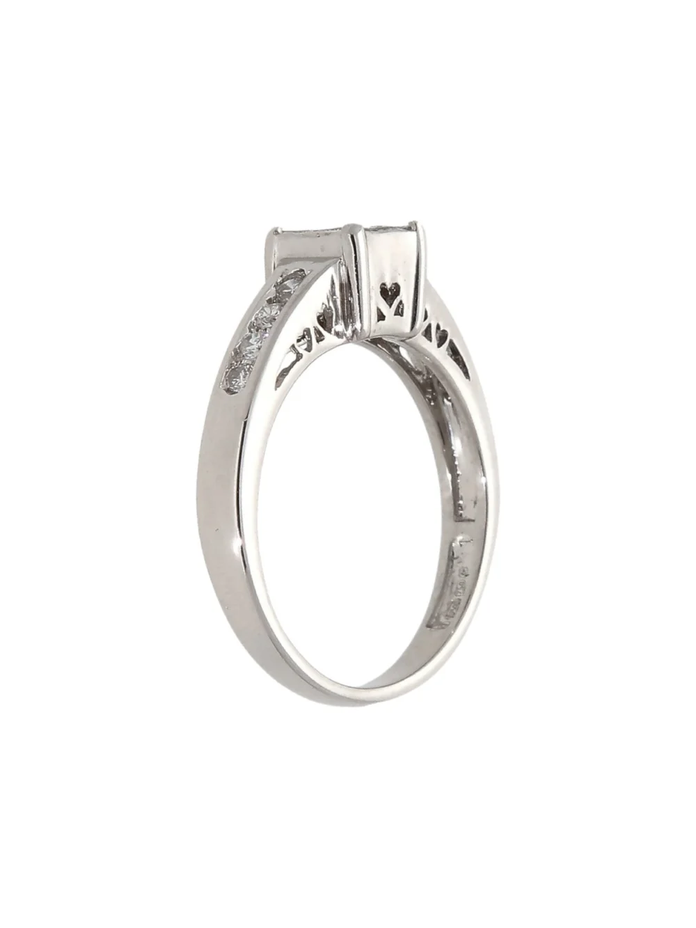 William May 18ct White Gold 0.33ct Mixed Cut Diamond Cluster Ring, view 2