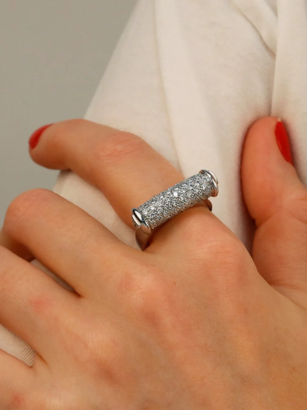 William May 18ct White Gold 1.15ct Diamond Circle Bar Dress Ring, view 2