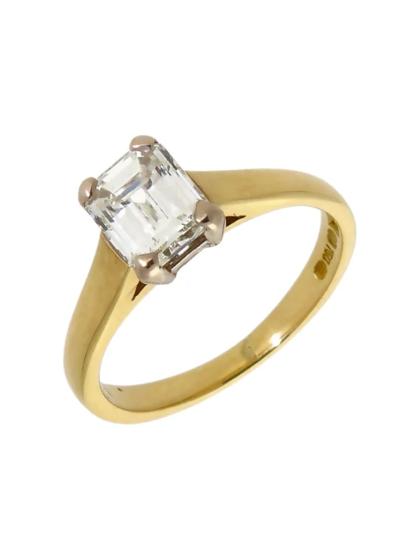 William May 18ct Yellow Gold 1.10 Carat Diamond Solitaire Ring