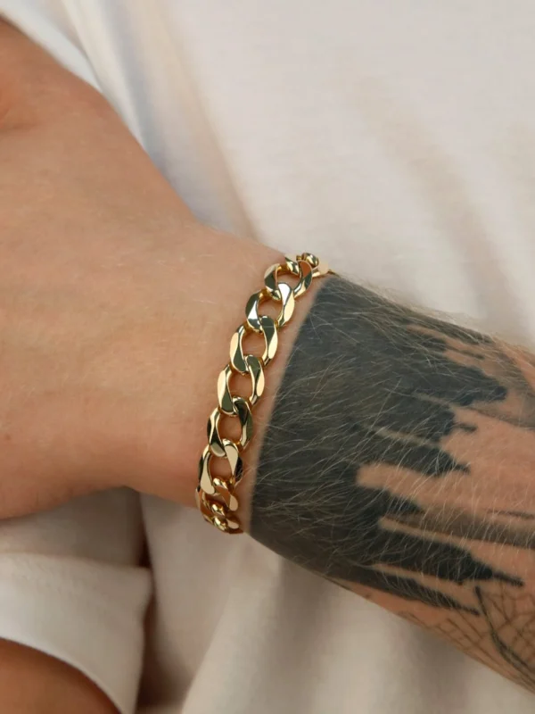 William May 18ct Yellow Gold 7.75" Curb Bracelet