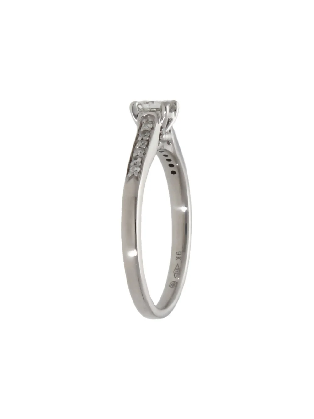 William May 9ct Gold 0.28ct Diamond Solitaire & Shoulders Ring, view 2