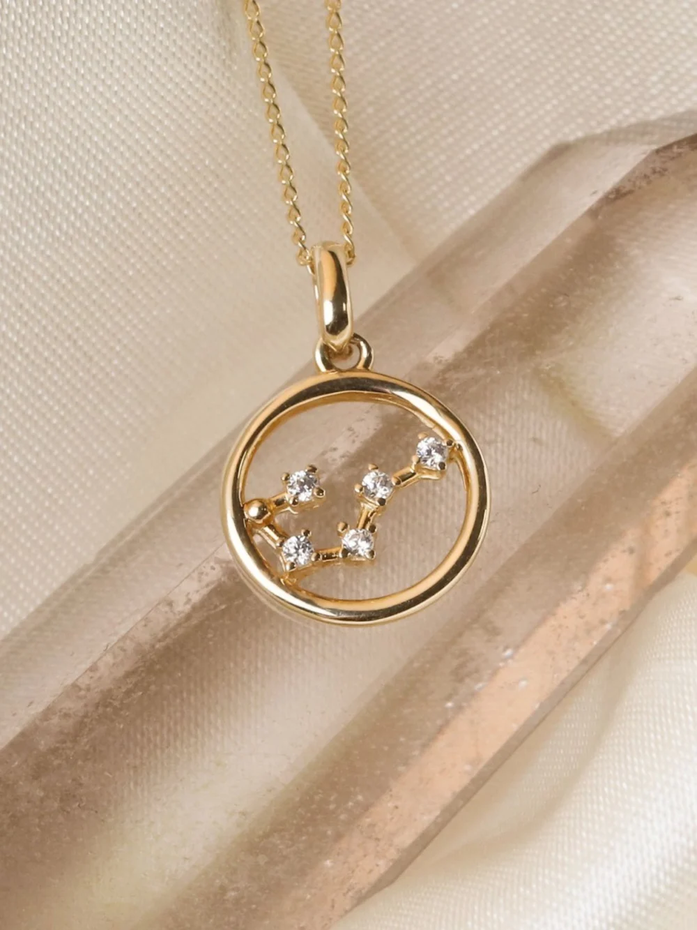 William May 9ct Gold Cancer Constellation Cubic Zirconia Pendant & Chain