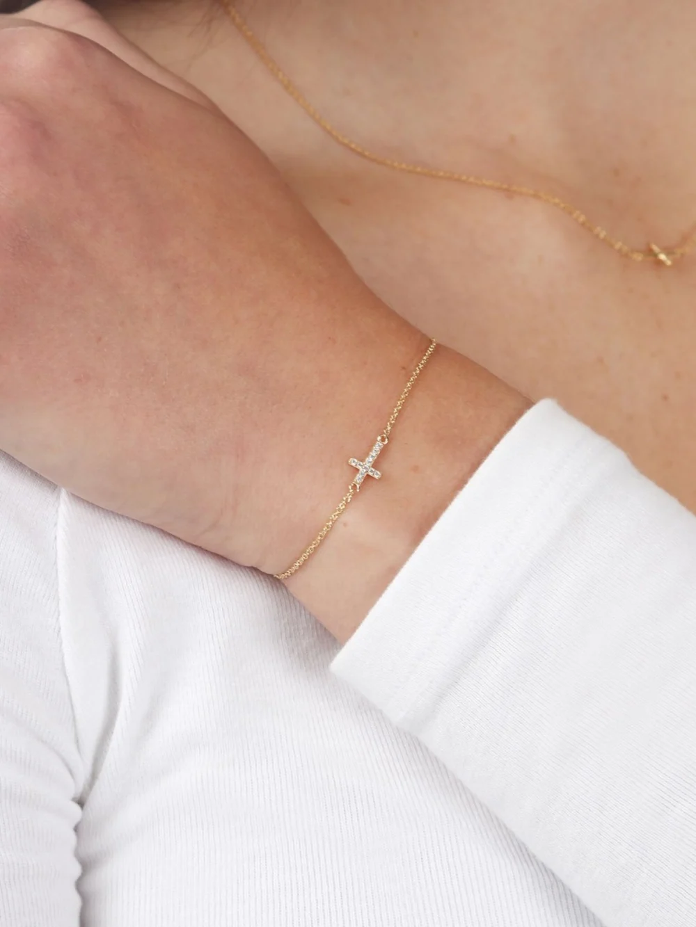 William May 9ct Gold Cubic Zirconia Sideways Resurrection Cross Bracelet, view 2