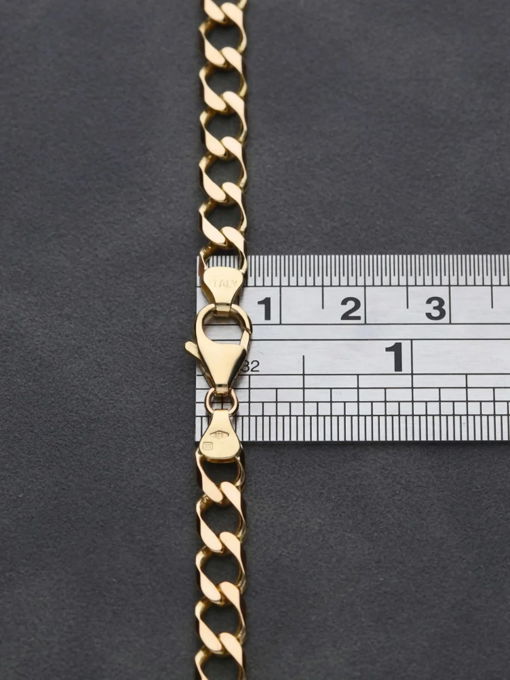 William May 9ct Yellow Gold 18 Inch Curb Chain Necklace, view 2