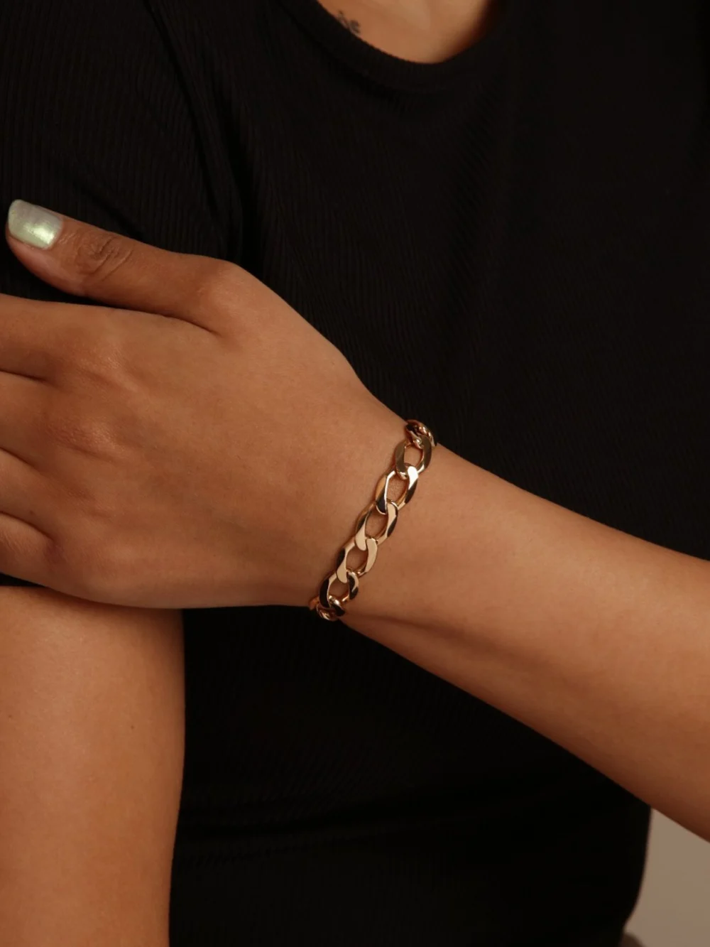 William May 9ct Yellow Gold 7" Curb Bracelet, view 2