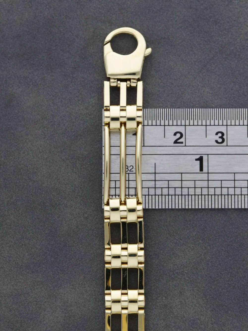 William May 9ct Yellow Gold 7" Gate Link Bracelet, view 2