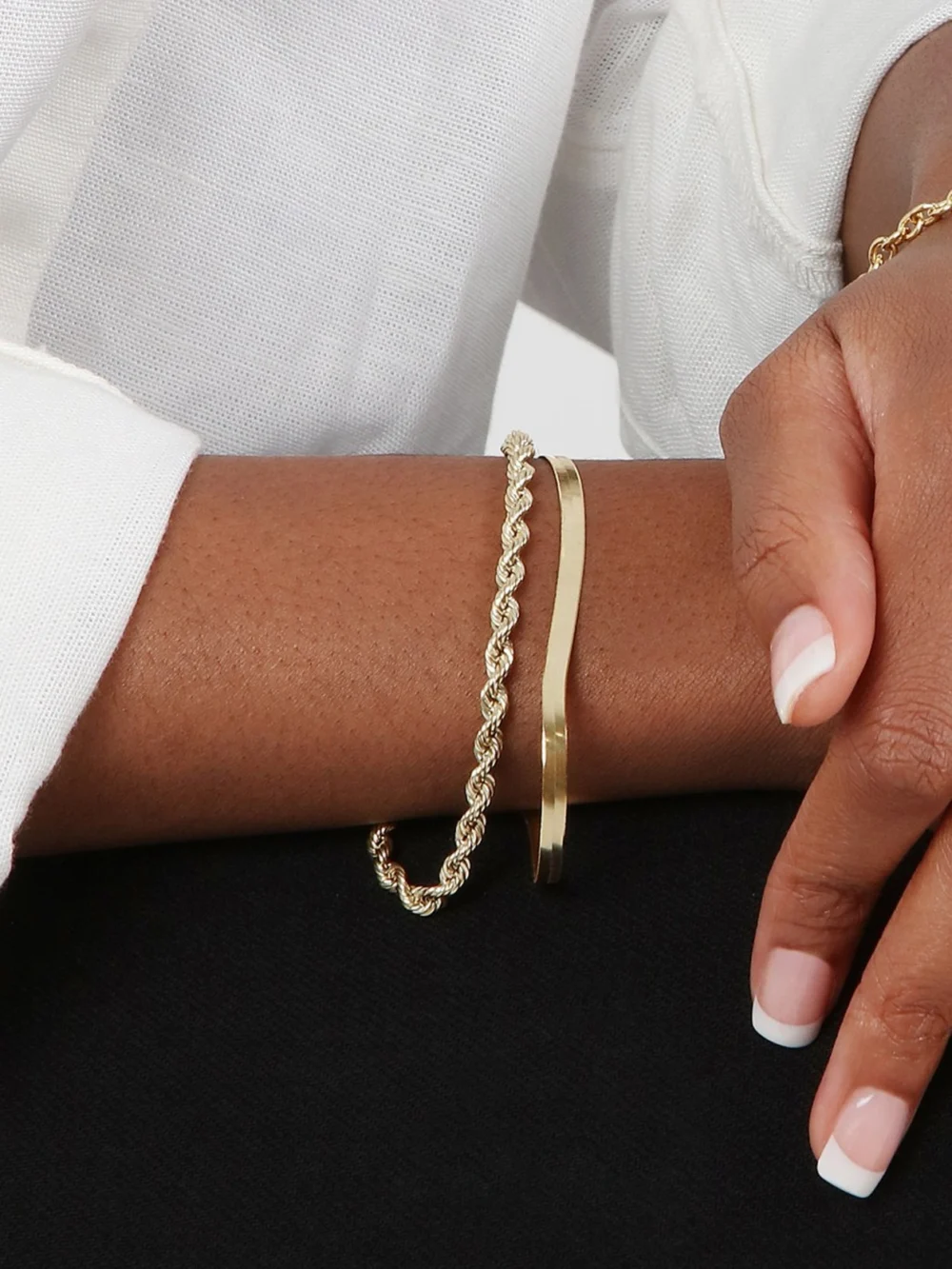 William May 9ct Yellow Gold 7.5" Hollow Rope Twist Bracelet, view 2