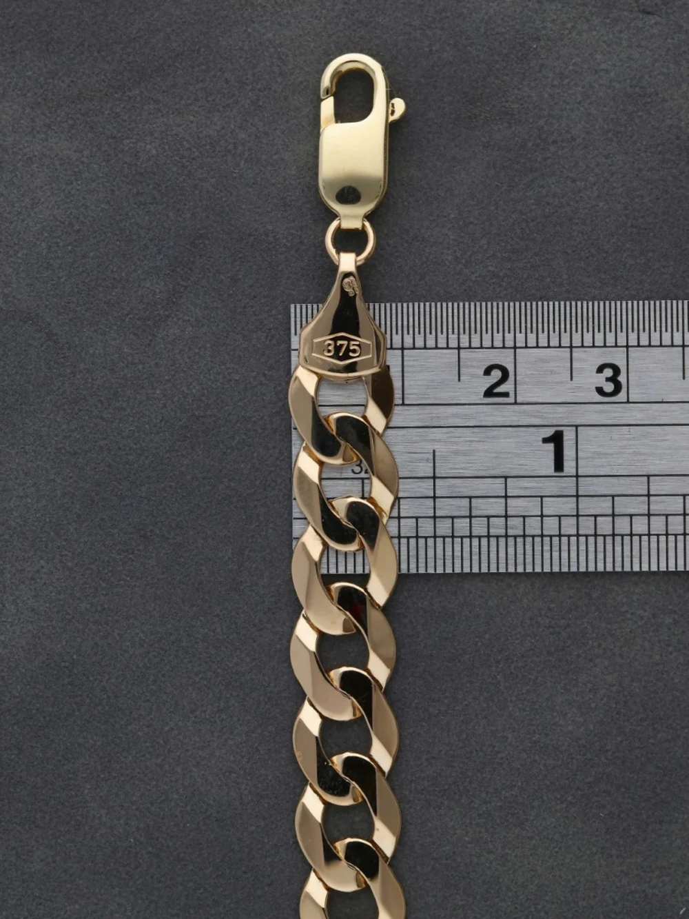 William May 9ct Yellow Gold 8.75" Curb Bracelet, view 2