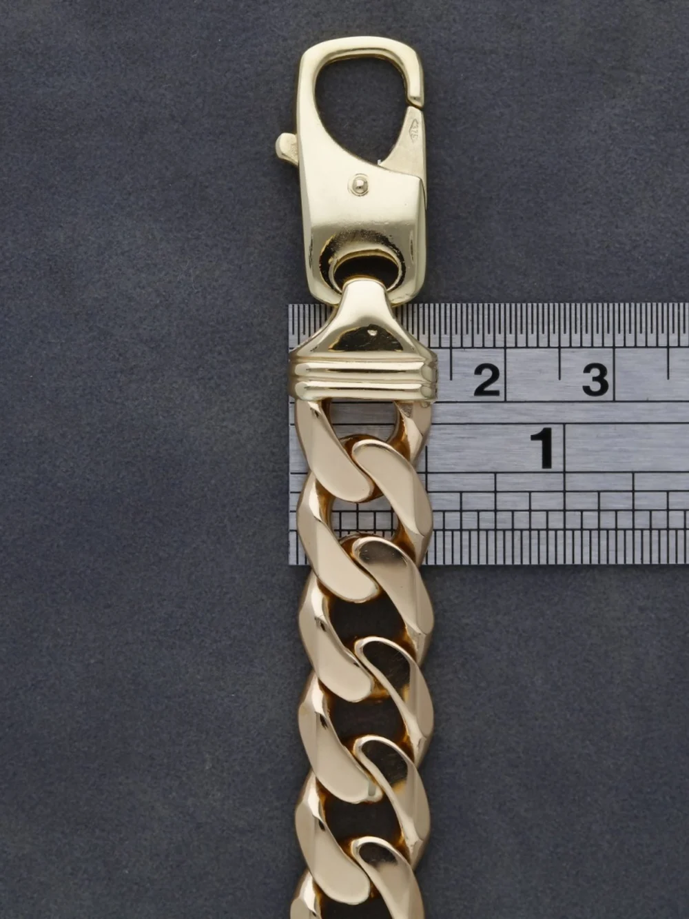 William May 9ct Yellow Gold 9" Heavy Curb Bracelet, view 2