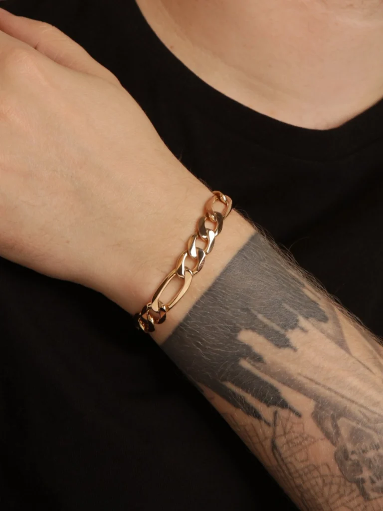 William May 9ct Yellow Gold 9" Heavy Figaro Bracelet
