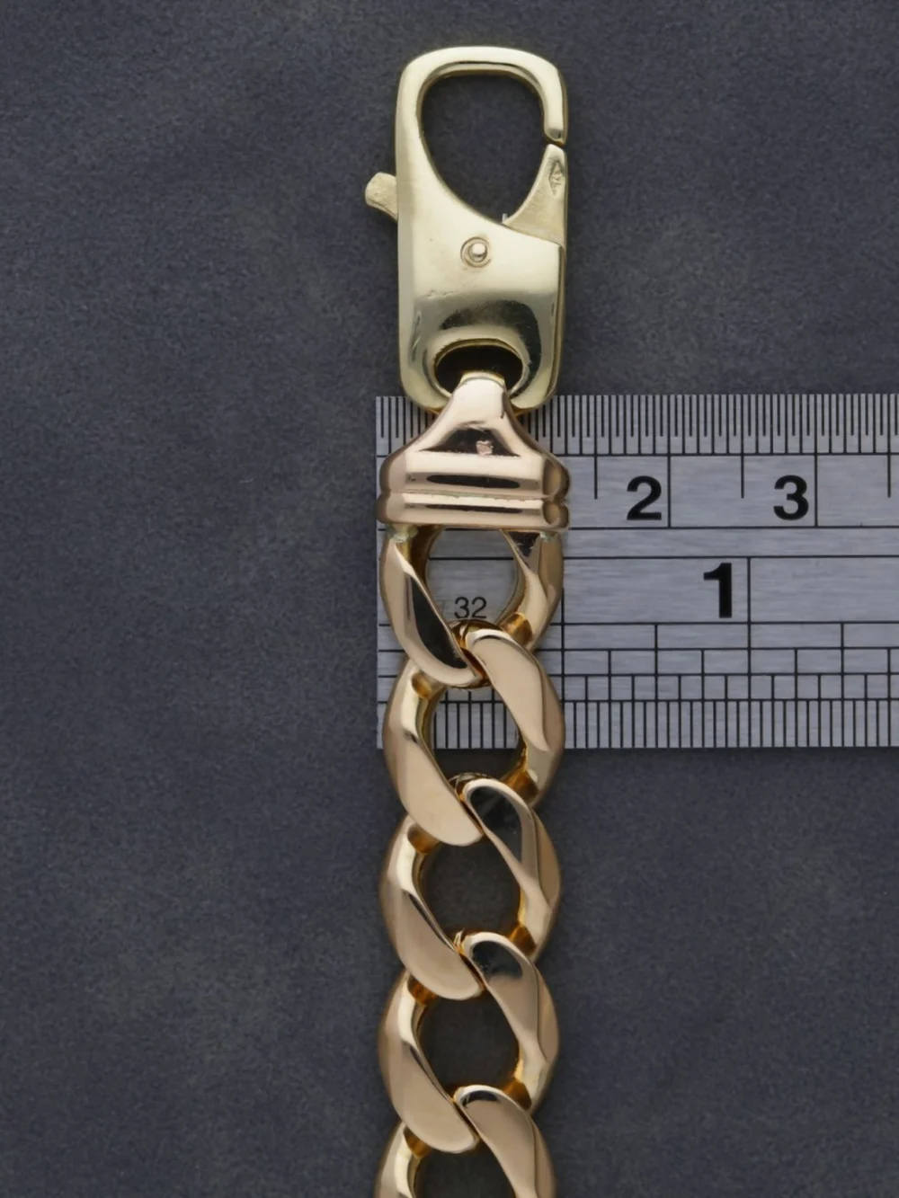 William May 9ct Yellow Gold 9.5" Heavy Curb Bracelet, view 3
