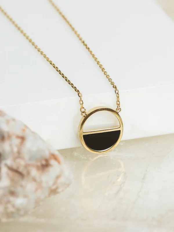 William May 9ct Yellow Gold Onyx Half Circle 16-17" Adjustable Necklace