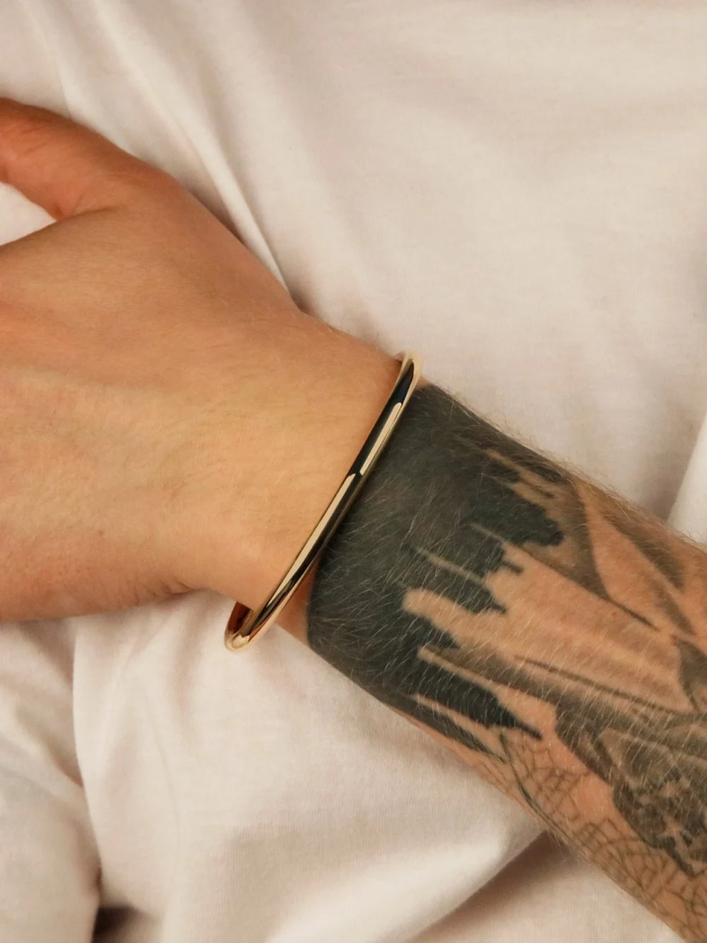 William May 9ct Yellow Gold Solid Ball Torque Bangle, view 3