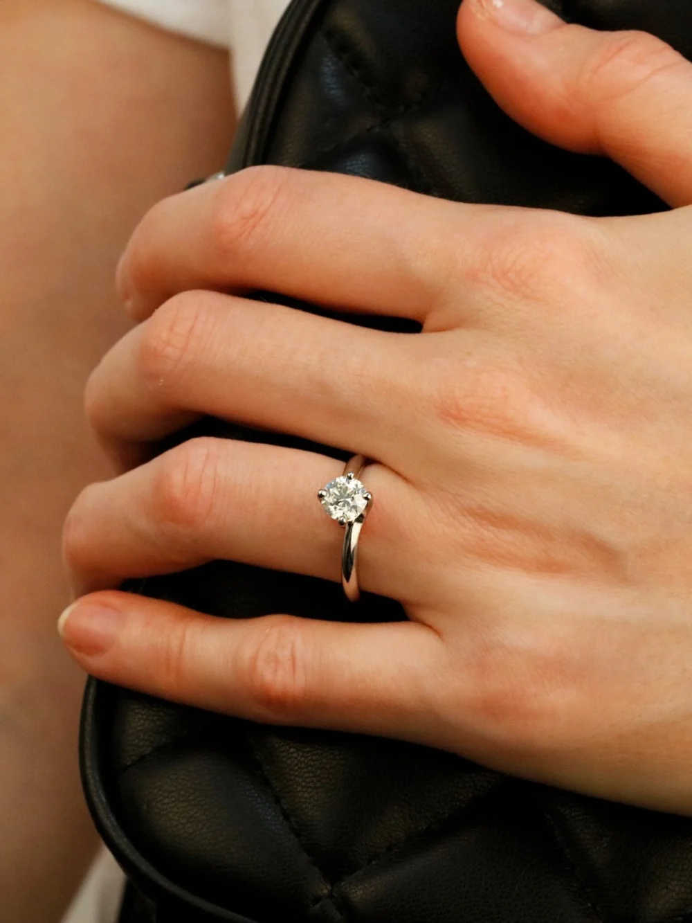 William May Plarinum 1.00ct Diamond Solitaire Twist Ring, view 2