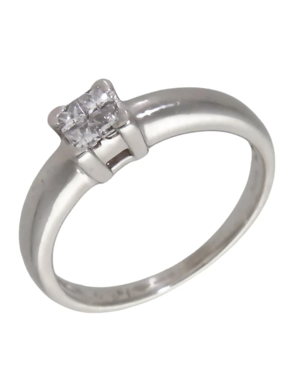 William May Platinum 0.20ct Princess Cut Diamond 4 Stone Ring