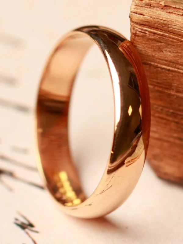 William May Vintage 1964 22ct Gold 4mm Wedding Ring