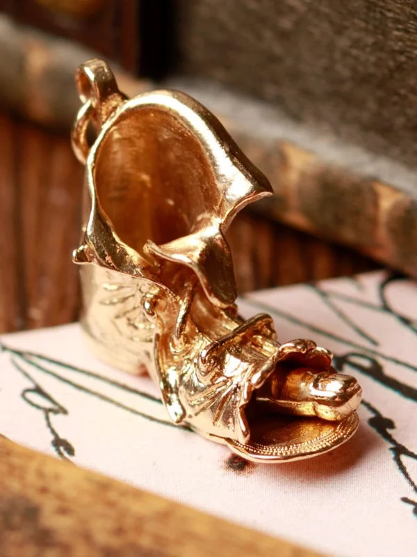 William May Vintage 1969 9ct Yellow Gold Old Boot Charm