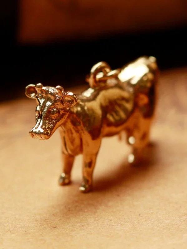 William May Vintage 1972 9ct Yellow Gold Cow Charm