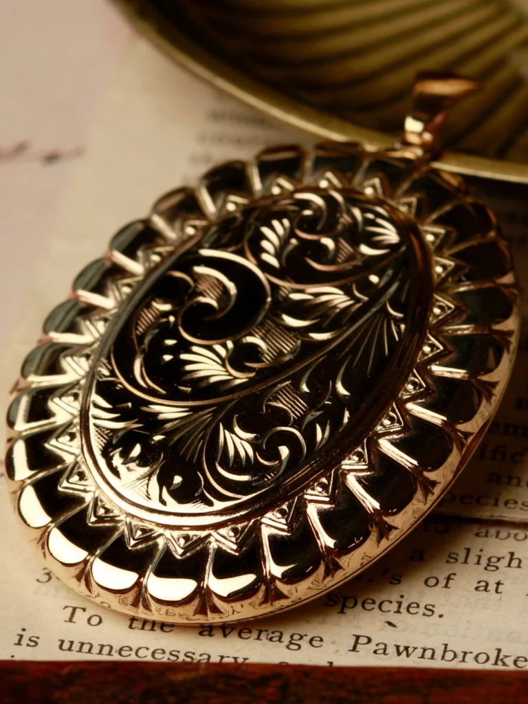 William May Vintage 1974 9ct Gold Large Oval Locket Pendant