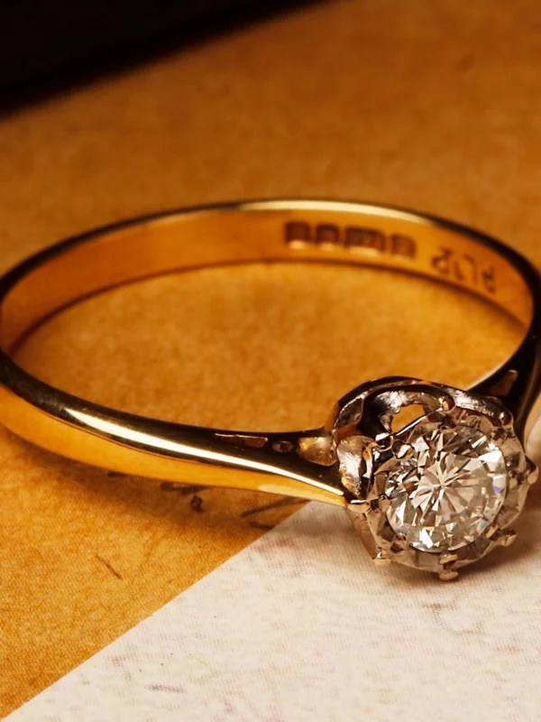 William May Vintage 1976 18ct Gold 0.30ct Diamond Solitaire Ring