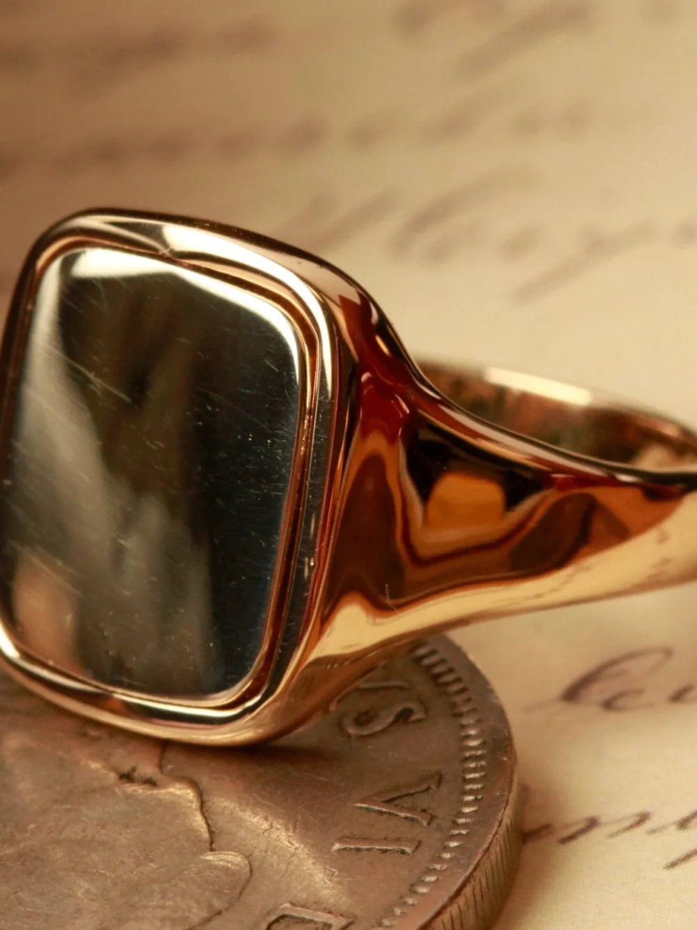 William May Vintage 1977 9ct Gold Masonic Spinner Signet Ring, view 3