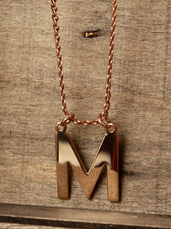 William May Vintage 1978 9ct Gold Initial M Pendant Necklace
