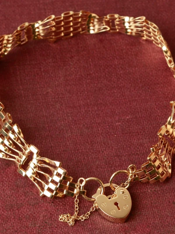William May Vintage 1983 7 Inch Fan Gate Bracelet