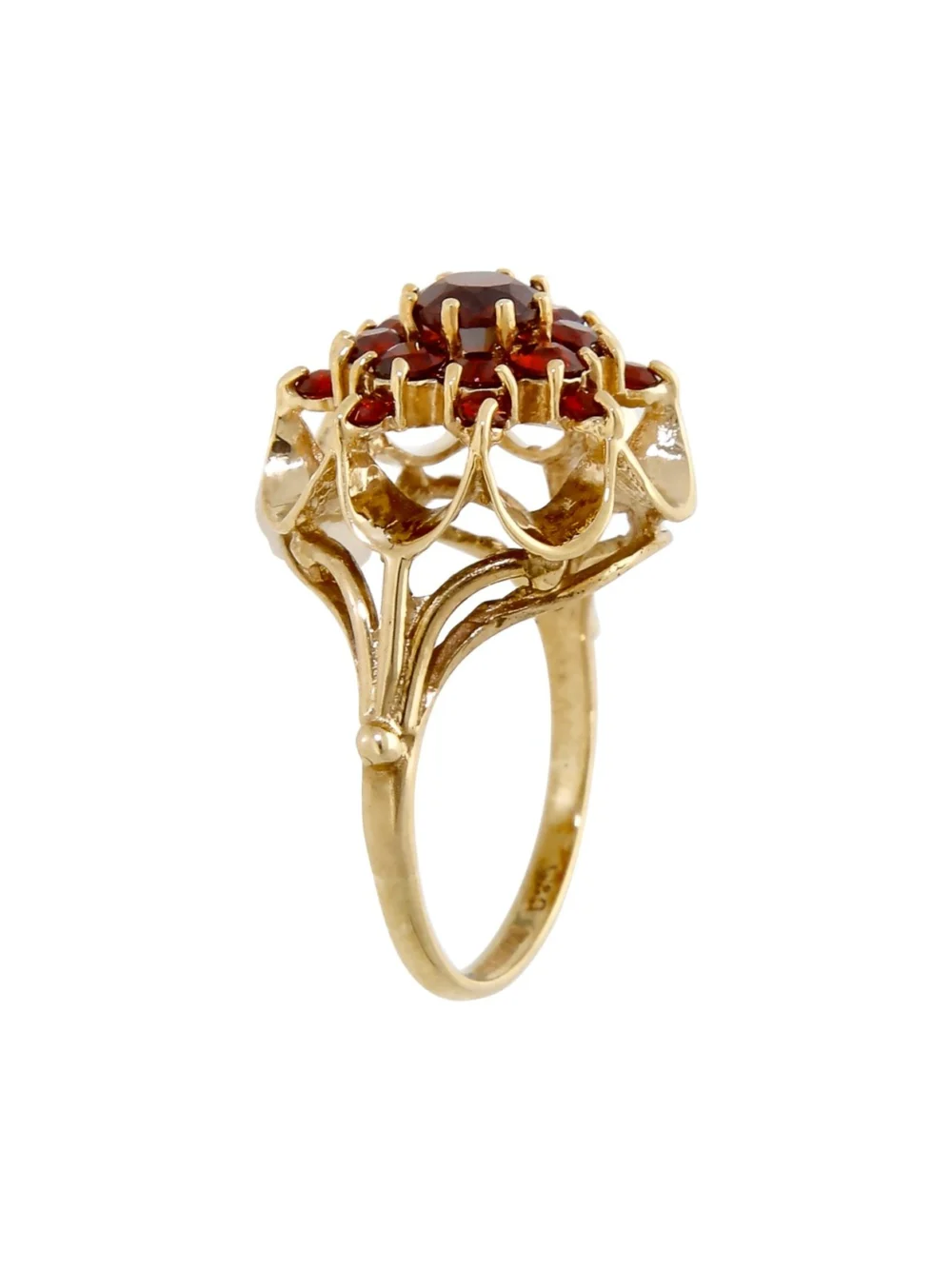 William May Vintage 9ct Yellow Gold Garnet Cluster Ring, view 3