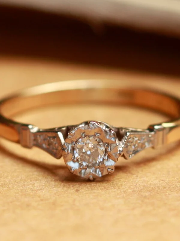 William May Vintage Style 18ct & Palladium Diamond Solitaire Ring