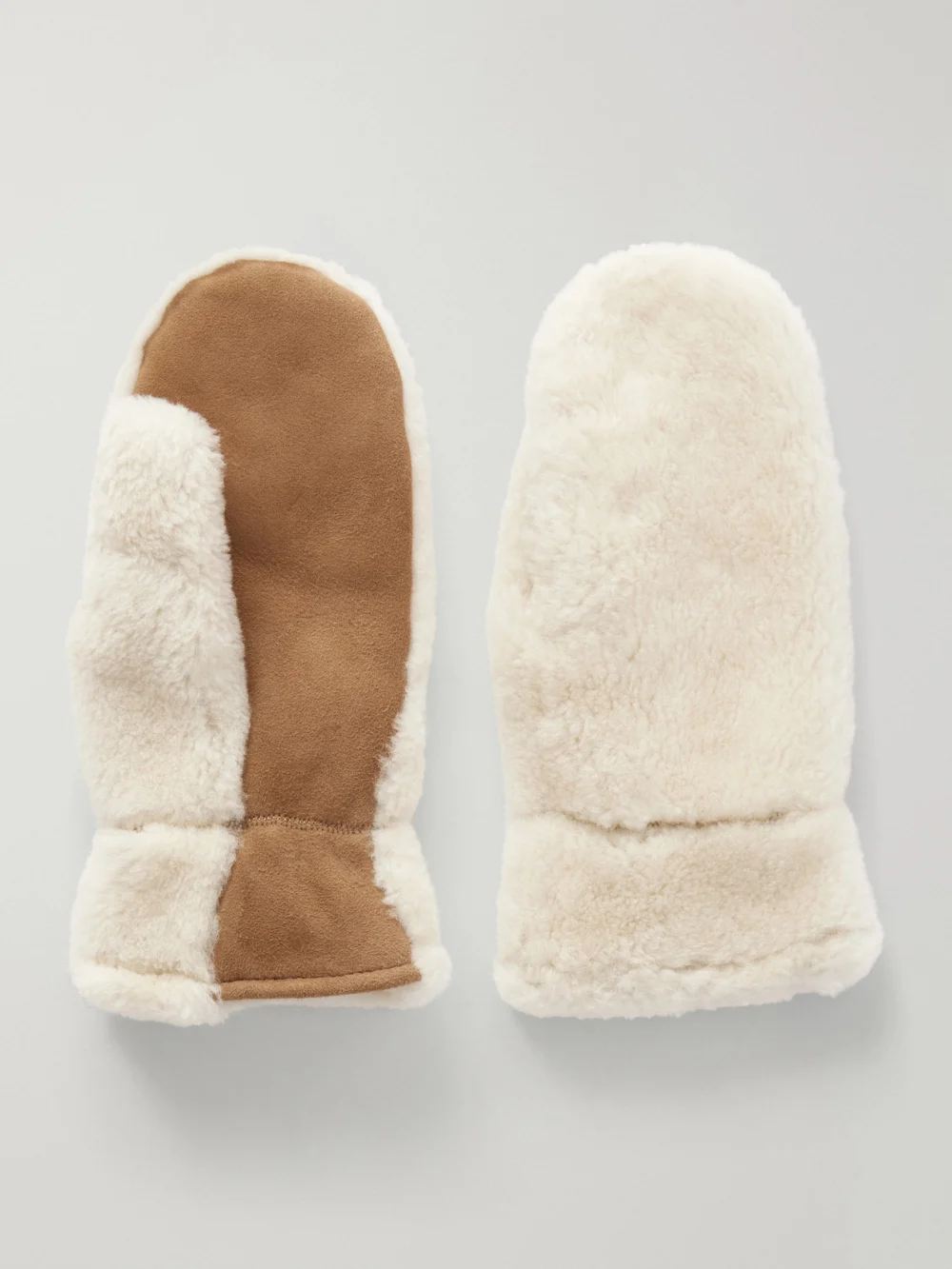 Yves Salomon Shearling-trimmed Suede Gloves in sand