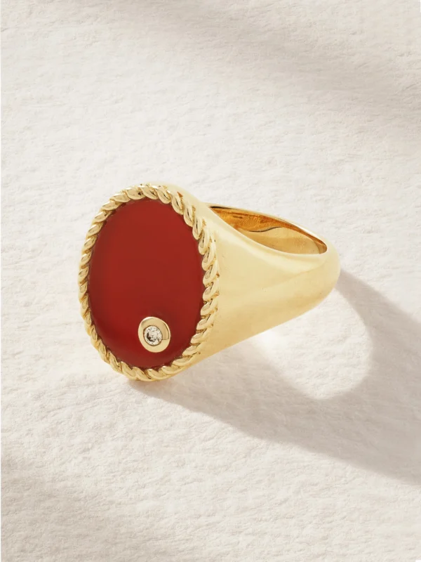 Yvonne Léon 9-karat Gold, Agate and Diamond Signet Ring