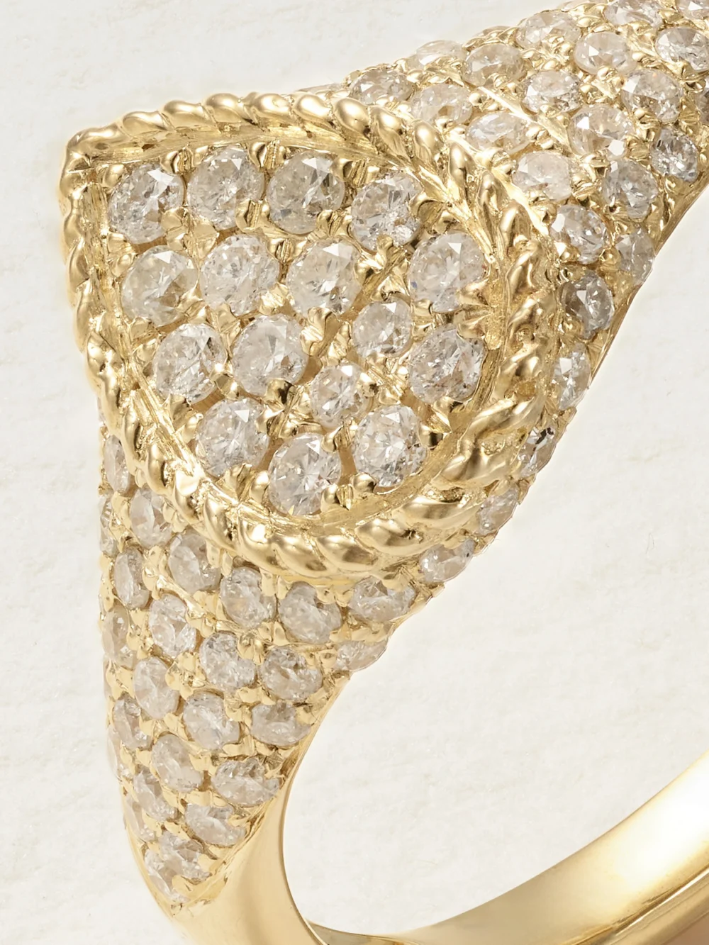 Close-up detail of the Yvonne Léon 9-karat Gold Diamond Signet Ring