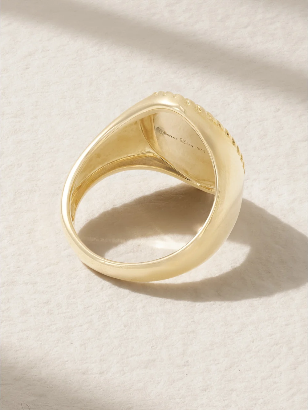 Back view of the Yvonne Léon 9-karat Gold, Mother-of-pearl and Diamond Signet Ring
