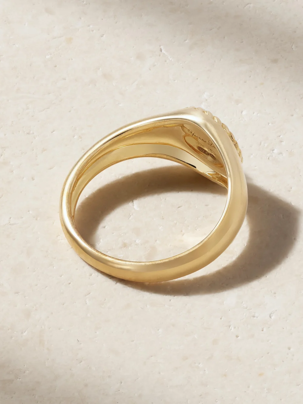 Back view of the Yvonne Léon 9-karat Gold, Mother-of-pearl and Diamond Signet Ring