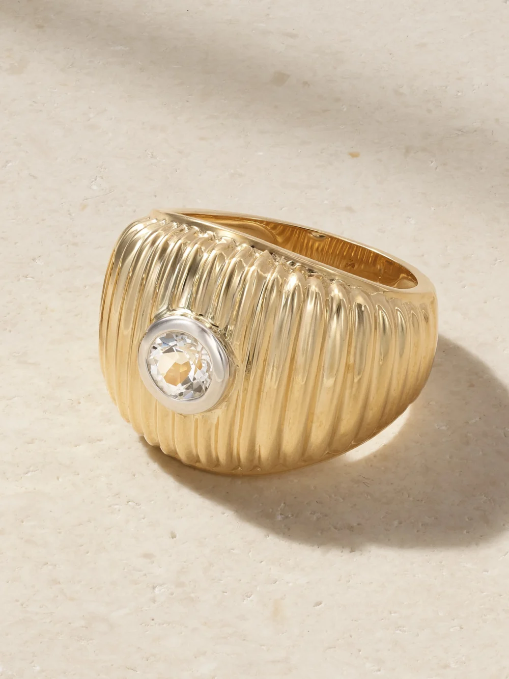 Yvonne Léon 9-karat Gold Topaz Ring in 6