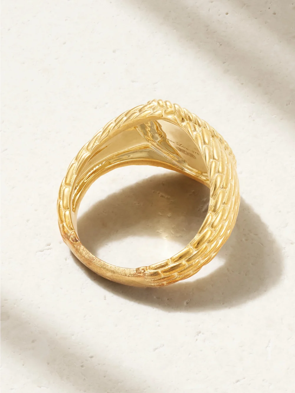 Back view of the Yvonne Léon Chevaliere Ovale Cannage 9-karat Gold Diamond Signet Ring